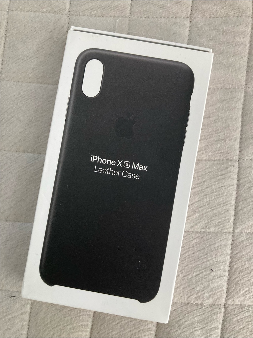 Apple Black Leather iPhone Xs Max Case in Retail Box